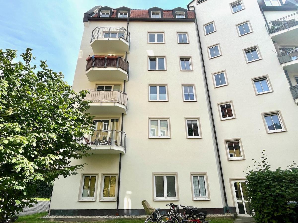 Apartment Uptown Im Herzen Der Dresdner Neustadt! Дрезден Экстерьер фото